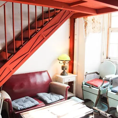 ホステル Alface Hall & Bar