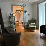 Hostel Alface Hall & Bar *