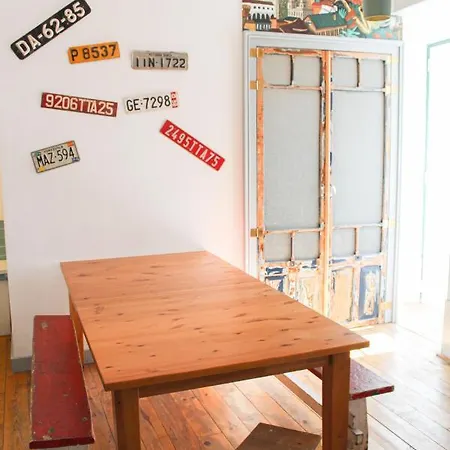 Alface Hall & Bar Ostello *