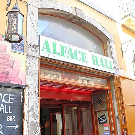 Alface Hall & Bar Vandrerhjem Lisboa