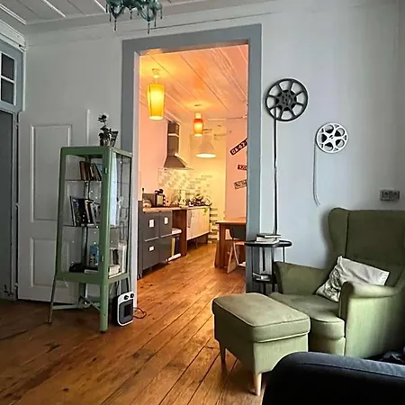 Alface Hall & Bar Хостел