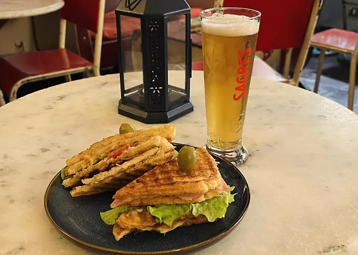 Alface Hall & Bar Lisbon