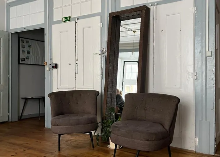 Hostel Alface Hall & Bar *