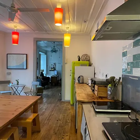 Hostel Alface Hall & Bar