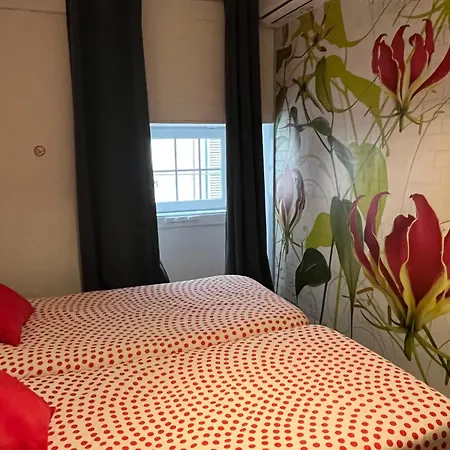 Хостел Alface Hall & Bar *