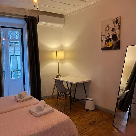 Alface Hall & Bar Хостел *