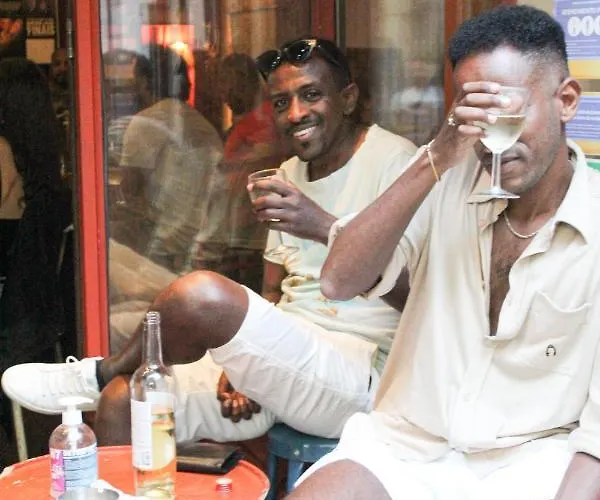 Alface Hall & Bar Хостел Лиссабон