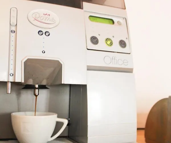 Хостел Alface Hall & Bar *