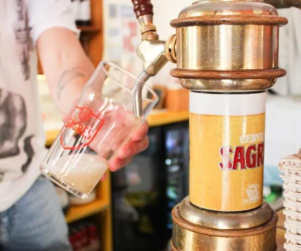 Alface Hall & Bar Лиссабон